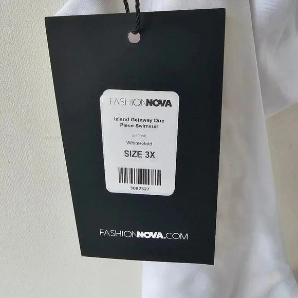 Fashion Nove Island Getaway One Piece Swimsuit - White/Gold 3X - Picture 4 of 9